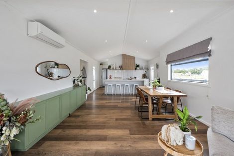 Photo of property in 2 Seven Oaks Drive, Kinloch, Taupo, 3377