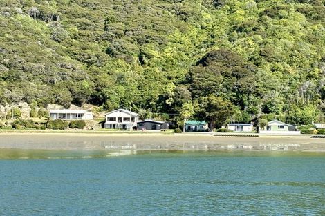 Photo of property in 25 Riverside Road, Taieri Mouth, Brighton, 9091