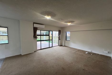 Photo of property in 4/133 Ennis Avenue, Pakuranga Heights, Auckland, 2010