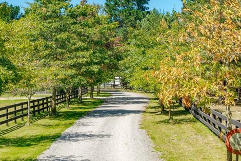 Photo of property in 32 Scarlet Oak Drive, West Melton, Christchurch, 7676