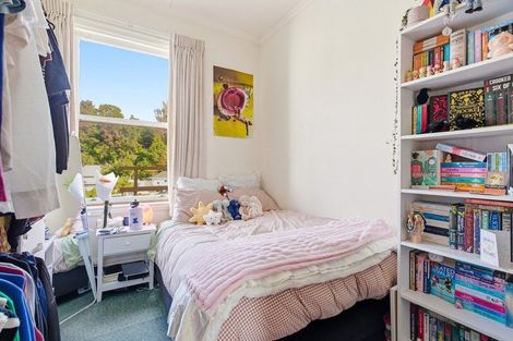 Photo of property in 72-76 Tasman Street, Mount Cook, Wellington, 6021