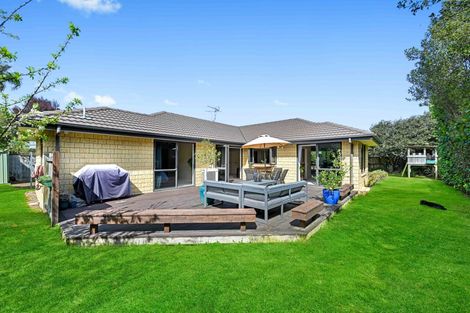 Photo of property in 21 Burgundy Court, Rototuna, Hamilton, 3210