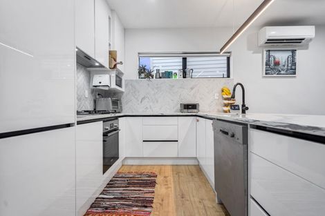 Photo of property in 193 Wallace Road, Mangere Bridge, Auckland, 2022