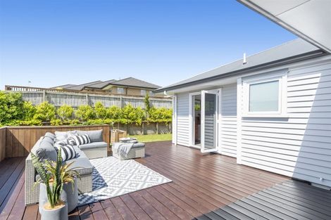 Photo of property in 19 Puhirake Crescent, Pyes Pa, Tauranga, 3112