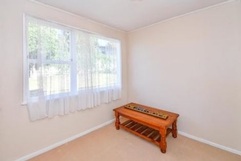 Photo of property in 14 Valencia Place, Manurewa, Auckland, 2102