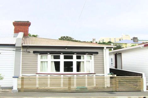 Photo of property in 11 Royal Street, Berhampore, Wellington, 6023