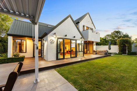 Photo of property in 11 Harlech Mews, Avonhead, Christchurch, 8042