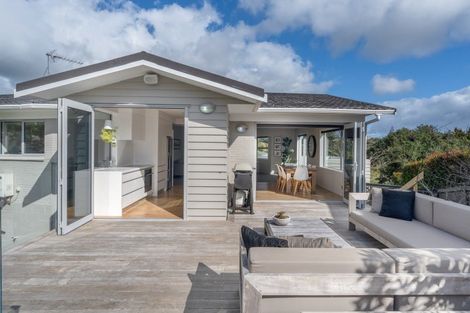 Photo of property in 62 Evelyn Road, Cockle Bay, Auckland, 2014