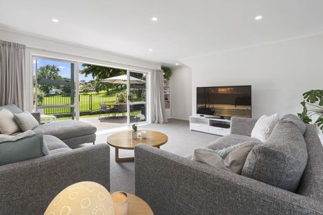 Photo of property in 28c Seymour Place, Bellevue, Tauranga, 3110