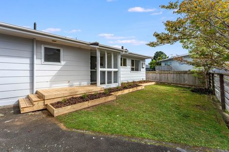 Photo of property in 12 Gaff Place, Whitby, Porirua, 5024