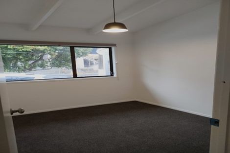 Photo of property in 1/9 Titoki Street, Te Atatu Peninsula, Auckland, 0610