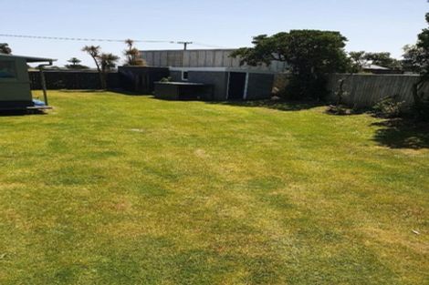 Photo of property in 2 Egmont Street, Patea, 4520