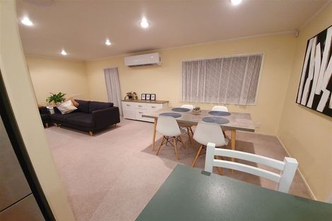 Photo of property in 1/49 Strid Road, Te Atatu South, Auckland, 0610