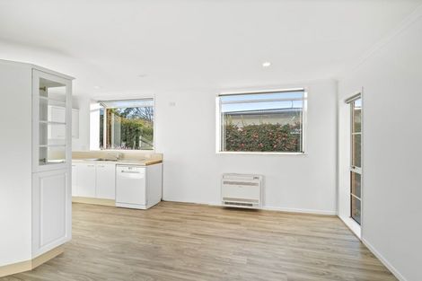 Photo of property in 2/53 Hamilton Avenue, Ilam, Christchurch, 8041