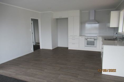 Photo of property in 4 Zita Maria Drive, Massey, Auckland, 0614