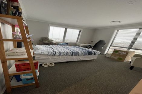 Photo of property in 47a Caldera Drive, Long Bay, Auckland, 0630