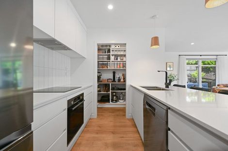 Photo of property in 2/10 Gallants Place, Flagstaff, Hamilton, 3210