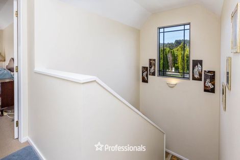 Photo of property in 22 Carlow Grove, Birchville, Upper Hutt, 5018