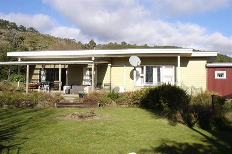 Photo of property in 39 Dole Street, Ngakawau, 7824