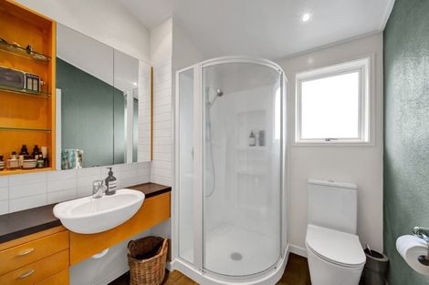 Photo of property in 533 Devon Street West, Blagdon, New Plymouth, 4310