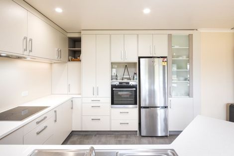 Photo of property in 32 Stoneleigh Lane, Aokautere, Palmerston North, 4471