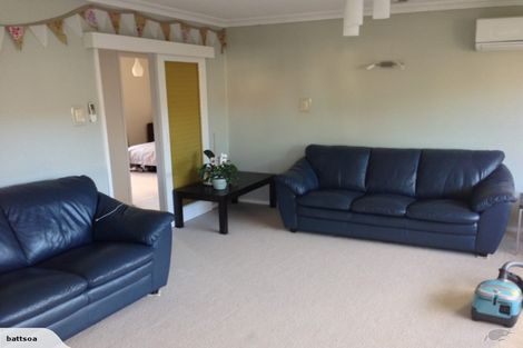 Photo of property in 2/105a Wallace Road, Papatoetoe, Auckland, 2025