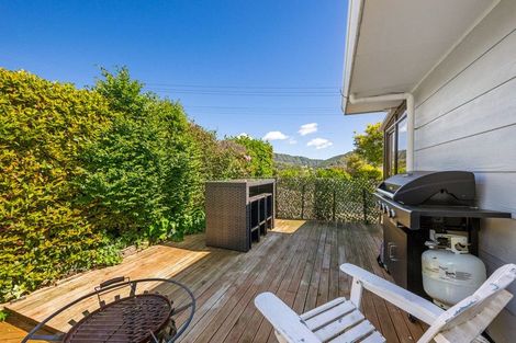 Photo of property in 2b Seaview Crescent, Picton, 7220