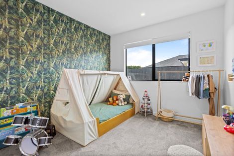 Photo of property in 11 Cutfield Lane, Kumeu, 0810