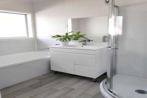 Photo of property in 4/20 Nikau Street, New Lynn, Auckland, 0600