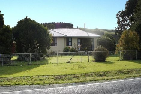 Photo of property in 150 Owaka Valley Road, Owaka, 9586