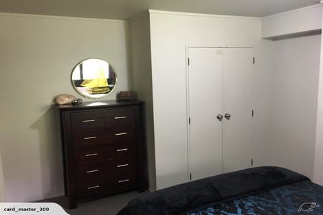 Photo of property in 16a Vonnell Place, Birkdale, Auckland, 0626