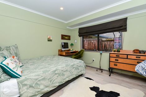Photo of property in 37 Farringdon Avenue, Rototuna North, Hamilton, 3210