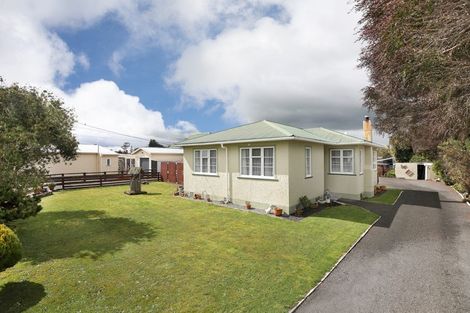 Photo of property in 18 Ngareta Street, Marton, 4710