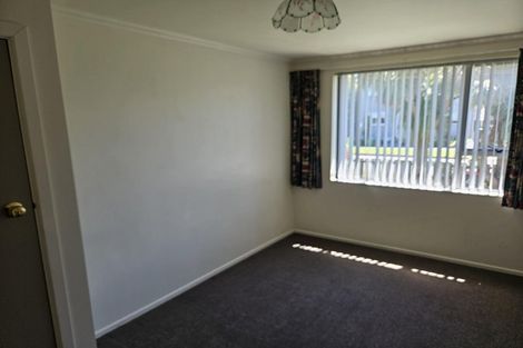 Photo of property in 4 Oakland Street, Northcote, Christchurch, 8052