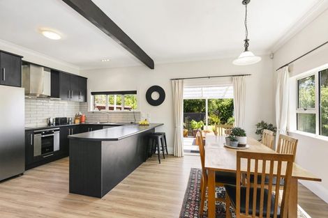 Photo of property in 27 Randwick Crescent, Moera, Lower Hutt, 5010