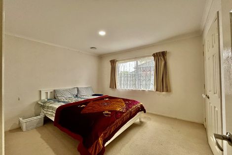 Photo of property in 43 Carousel Crescent, East Tamaki Heights, Auckland, 2016