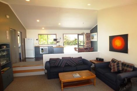 Photo of property in 137 Kowhai Avenue, Matarangi, Whitianga, 3592