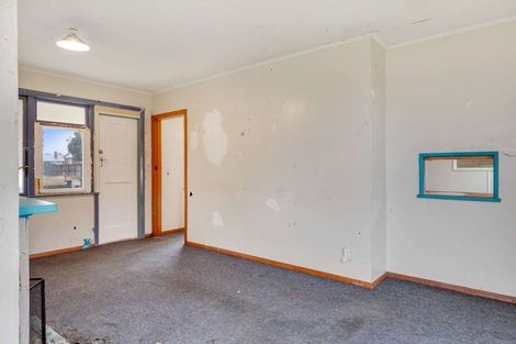 Photo of property in 4 Matipo Street, Castlecliff, Wanganui, 4501