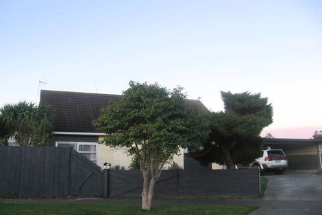 Photo of property in 8 Buller Place, Westbrook, Palmerston North, 4412