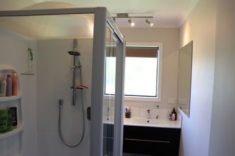 Photo of property in 8 Clutha Street, Alexandra, 9320