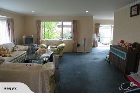 Photo of property in 27 Redcastle Drive, East Tamaki, Auckland, 2013