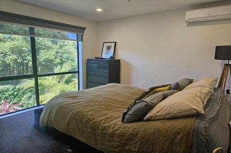 Photo of property in 19 Waru Lane, Te Atatu Peninsula, Auckland, 0610