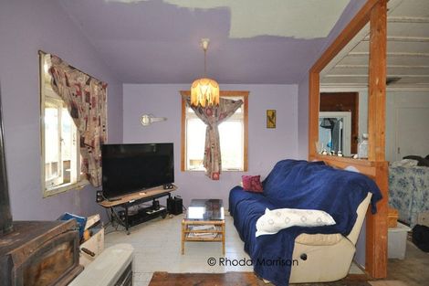 Photo of property in 153 Pahi Road, Pahi, Paparoa, 0571