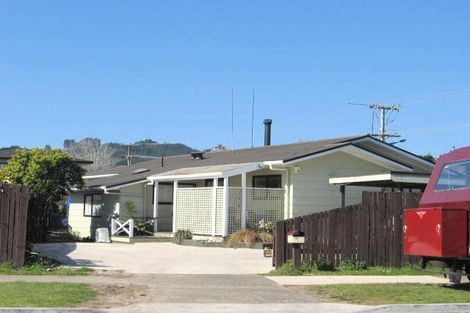 Photo of property in 1 Cook Drive, Whitianga, 3510