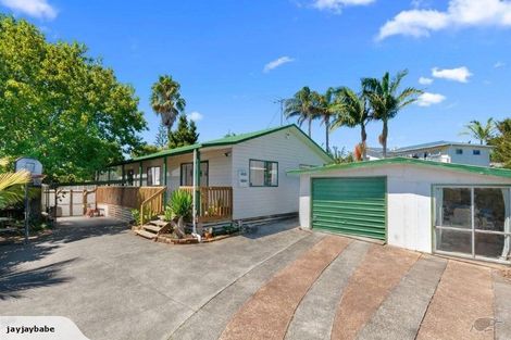 Photo of property in 5b Dundale Avenue, Blockhouse Bay, Auckland, 0600