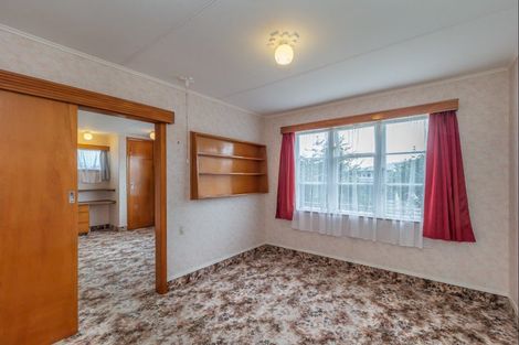 Photo of property in 28 Power Street, Levin, 5510