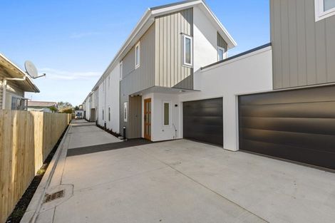 Photo of property in 2/61 Waltham Road, Sydenham, Christchurch, 8023