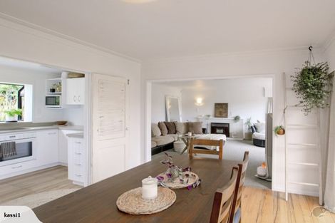 Photo of property in 5b Halberg Crescent, Whakatane, 3120