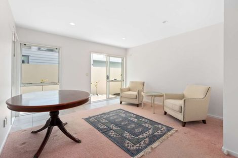 Photo of property in 1/30 Bevyn Street, Castor Bay, Auckland, 0620