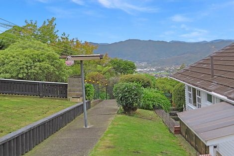 Photo of property in 40 Sunshine Crescent, Kelson, Lower Hutt, 5010